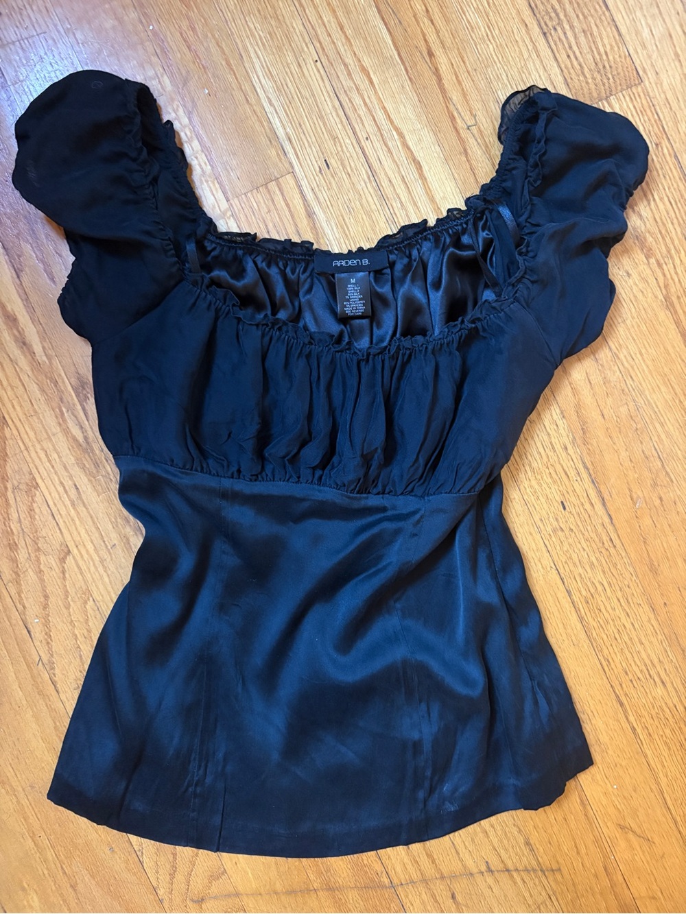 Arden B Black Puff Sleeve 100% Silk Short Sleeve Babydoll Blouse